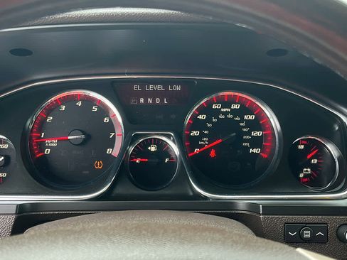 Used 2016 GMC Acadia Denali AWD/4WD image 14