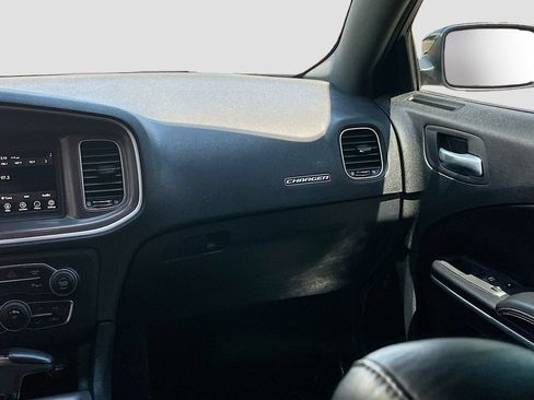 Used 2022 Dodge Charger SXT w/ Leather Interior Group RWD image 22