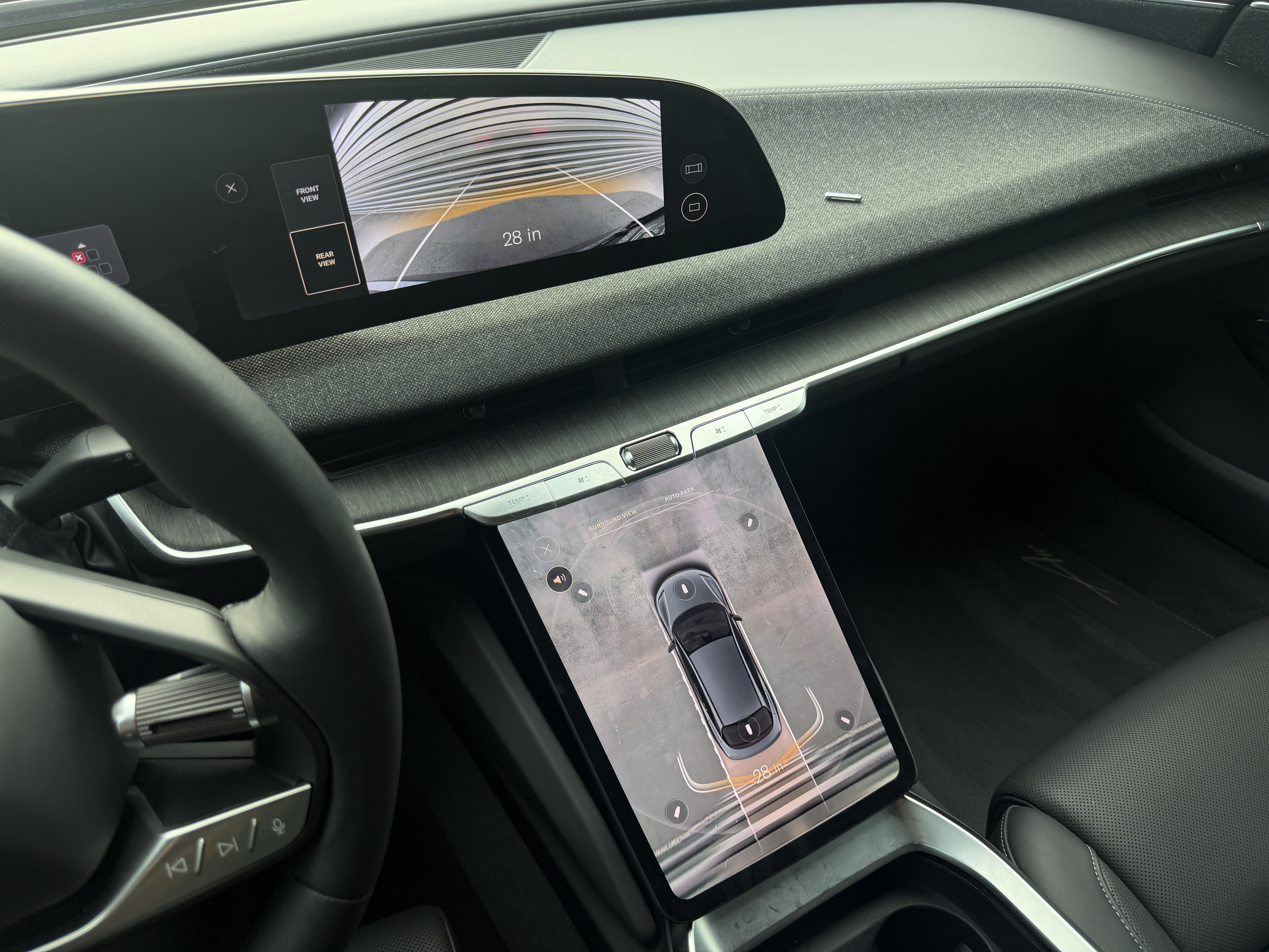 Used 2025 Lucid Air Pure RWD image 30