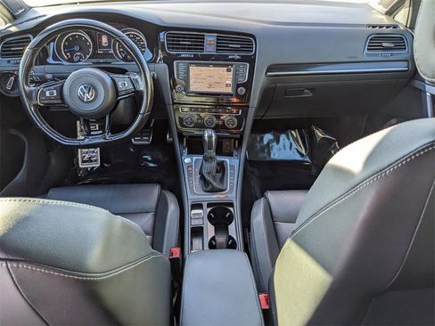 Used 2017 Volkswagen Golf R 4-Door image 14