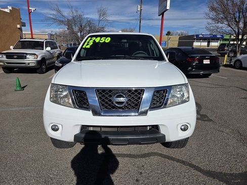Used 2012 Nissan Frontier SV w/ SV Premium Utility Pkg image 4