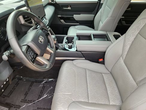 Used 2023 Toyota Tundra Limited w/ Power Package RWD image 16