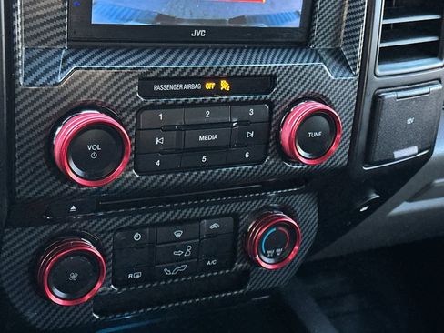 Used 2018 Ford F150 XL w/ Equipment Group 101A Mid image 17