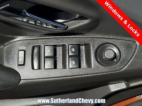 Used 2019 Chevrolet Trax LT w/ LT Convenience Package image 14