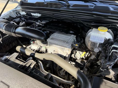 Used 2024 RAM 1500 Laramie image 33