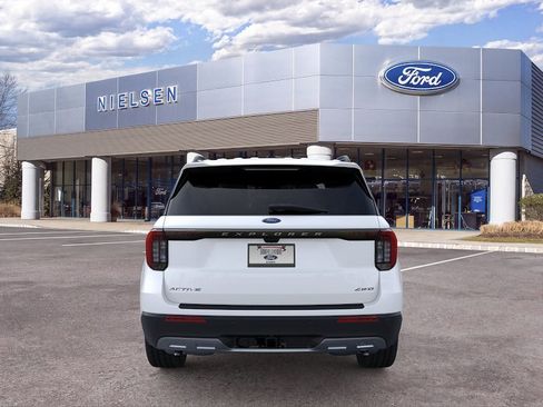 New 2026 Ford Explorer Active w/ Active Comfort Package AWD/4WD image 5