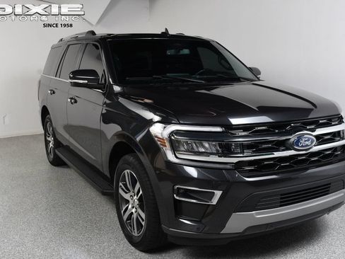 Used 2024 Ford Expedition Limited AWD/4WD image 1