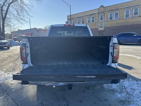 Used 2018 GMC Sierra 1500 SLT image 19