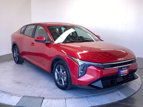 Certified 2025 Kia K4 FWD image 7