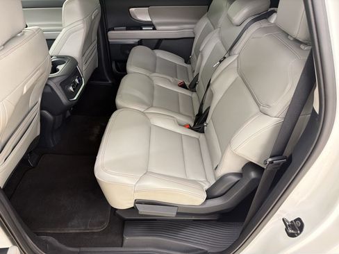 Certified 2025 Ford Expedition Max Active AWD/4WD image 22