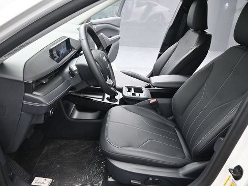 New 2026 Ford Mustang Mach-E Select RWD image 9