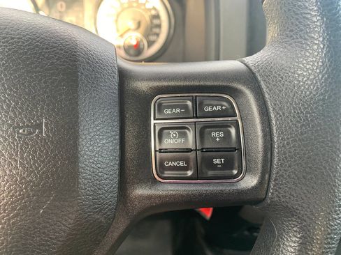 Used 2018 RAM 1500 Express AWD/4WD image 13