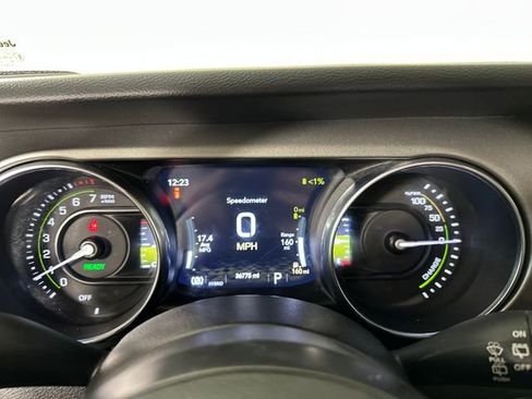 Used 2023 Jeep Wrangler Unlimited w/ Cold Weather Group image 17