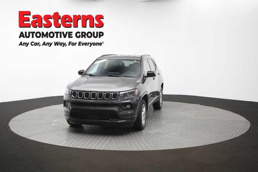 Used 2024 Jeep Compass Latitude AWD/4WD image 54