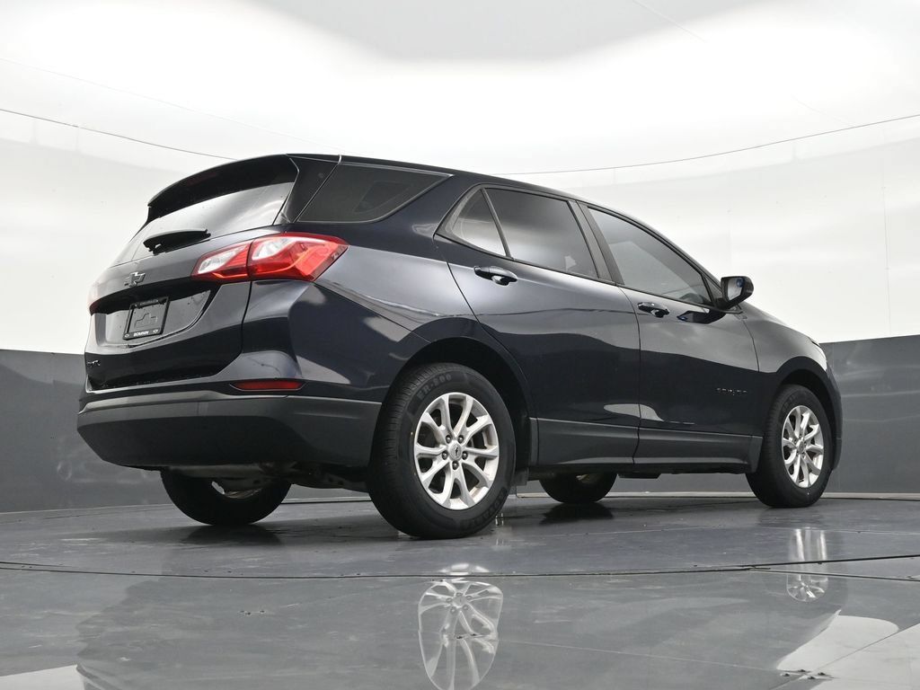 Used 2020 Chevrolet Equinox LS FWD image 27