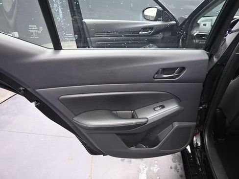 Used 2024 Nissan Altima 2.5 SV AWD/4WD image 13