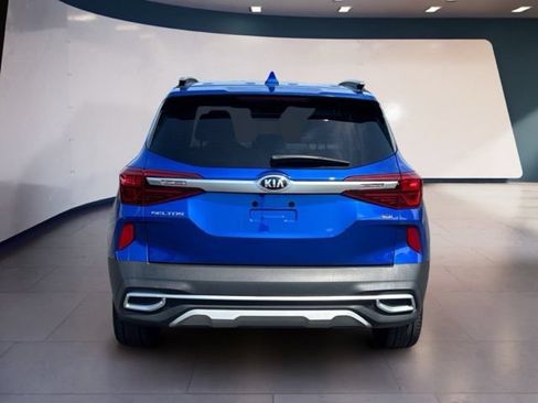 Used 2021 Kia Seltos EX AWD/4WD image 4