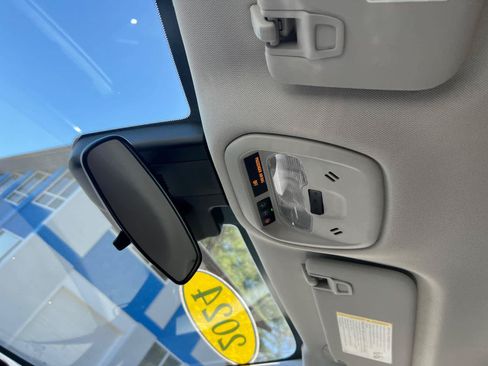 Certified 2024 Chevrolet Trax ACTIV FWD image 26