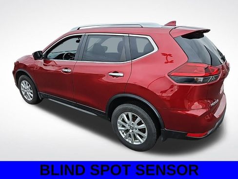 Used 2018 Nissan Rogue SV w/ Premium Package image 7