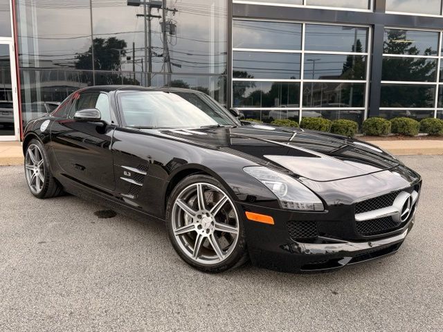 Used 2011 Mercedes-Benz SLS AMG Coupe image 3