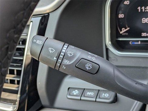 New 2025 GMC Sierra 2500 Denali w/ Denali Reserve Package image 32