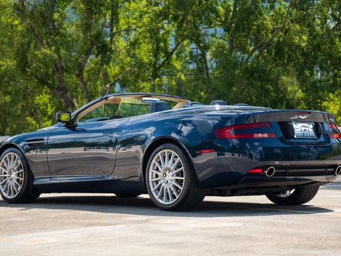 Used 2006 Aston Martin DB9 Volante RWD image 9