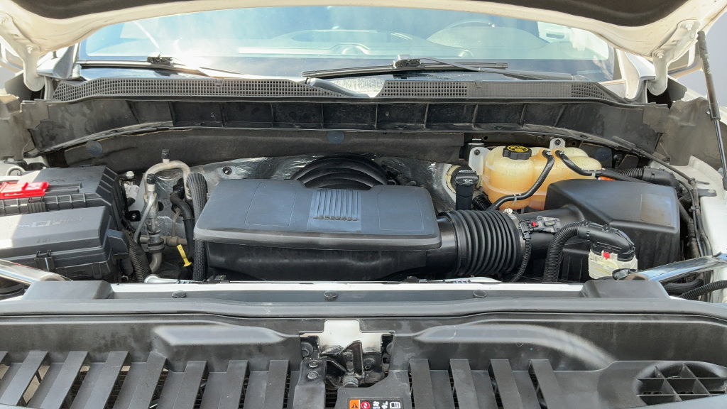 Used 2022 Chevrolet Silverado 1500 RST w/ Safety Package AWD/4WD image 25