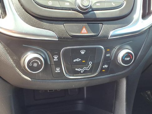Used 2021 Chevrolet Equinox LT AWD/4WD image 19