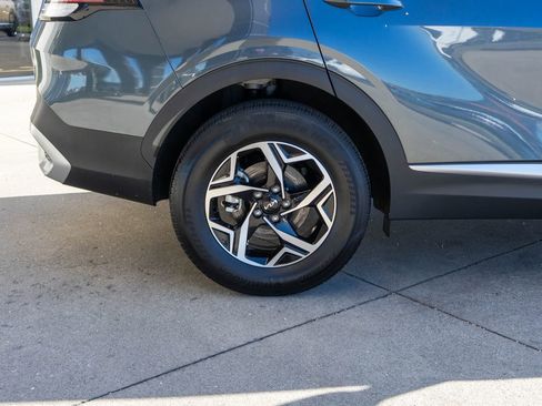 Certified 2025 Kia Sportage LX AWD/4WD image 30