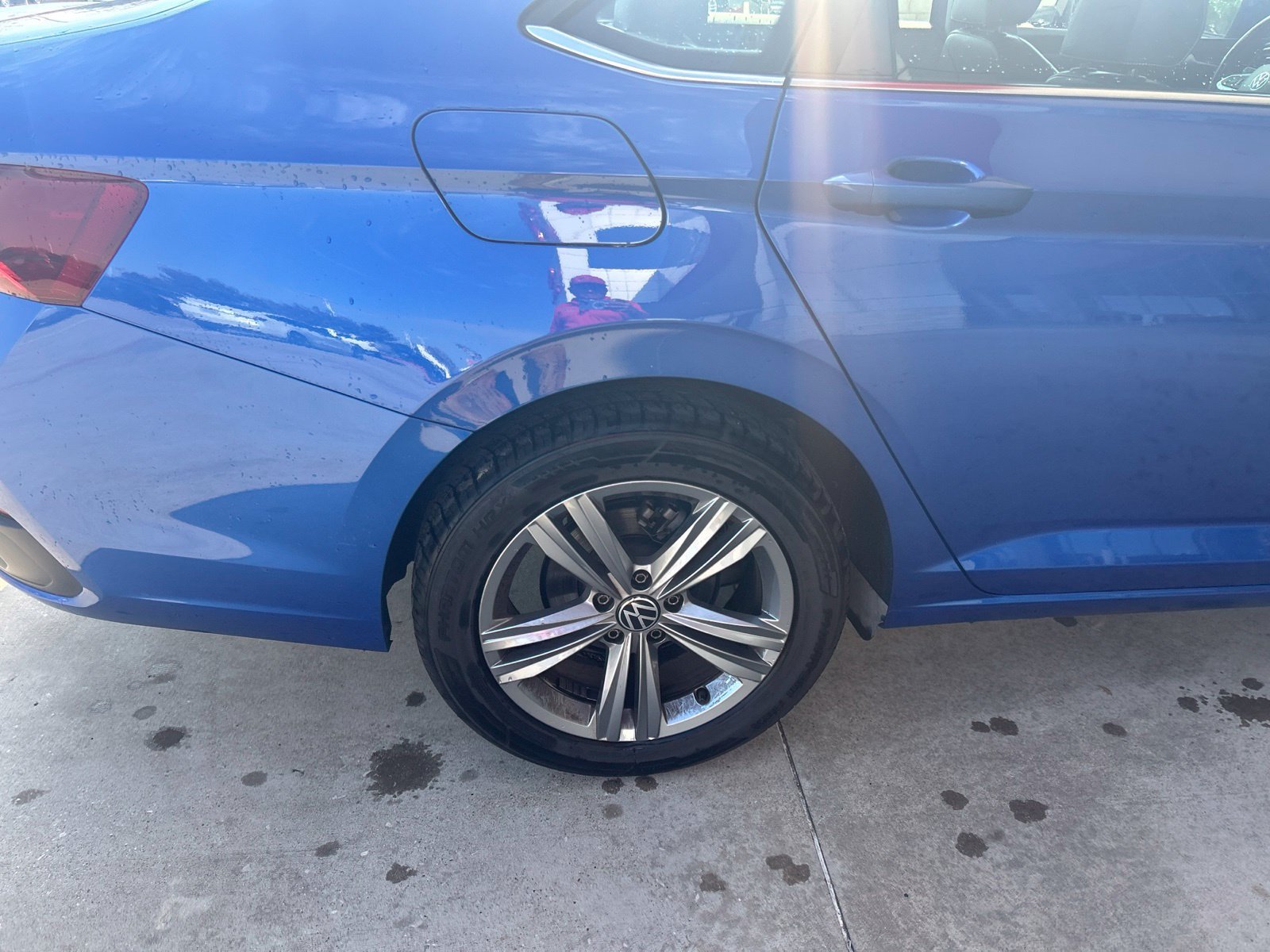 Used 2024 Volkswagen Jetta SE FWD image 8