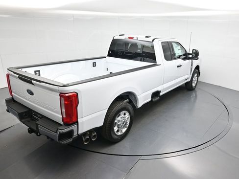 New 2026 Ford F350 XLT image 34