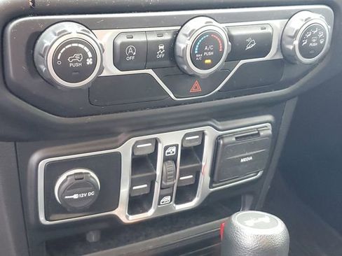 Used 2020 Jeep Wrangler Unlimited Sport S AWD/4WD image 24