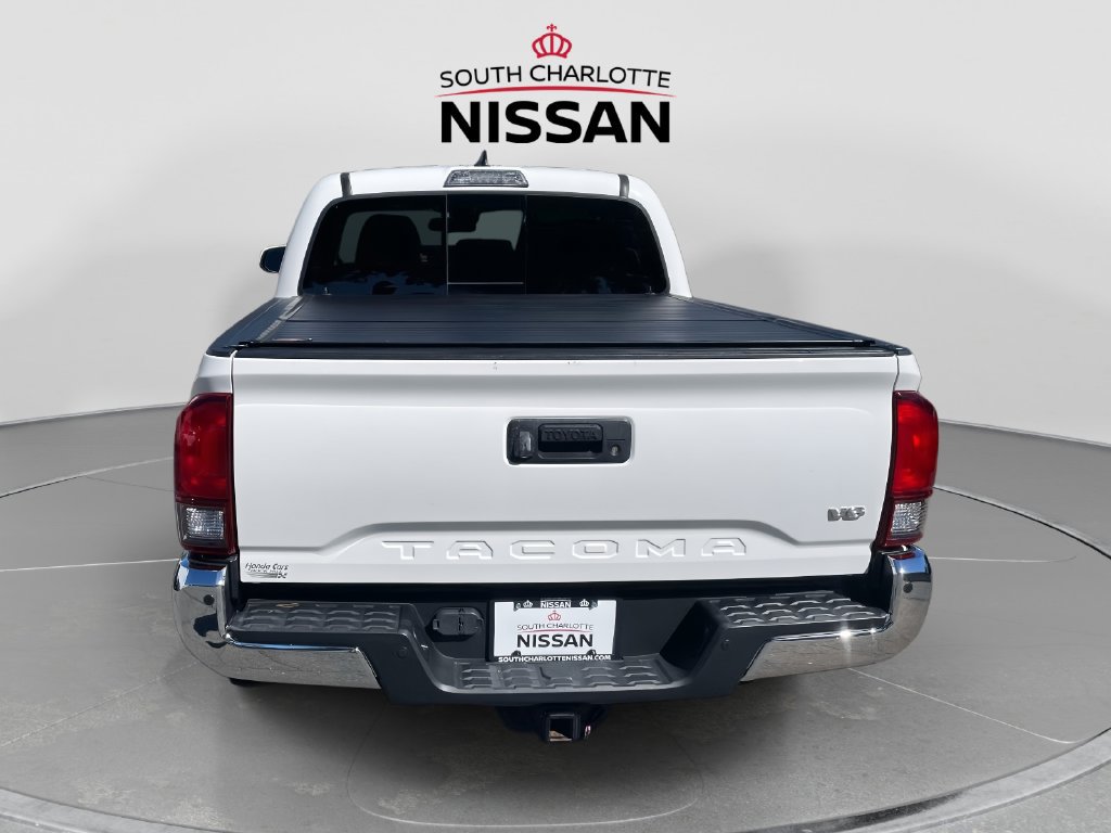 Used 2018 Toyota Tacoma SR5 RWD image 5