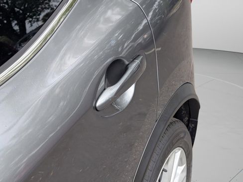 Used 2018 Nissan Rogue Sport S w/ S Appearance Package image 17