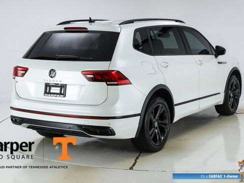 Used 2023 Volkswagen Tiguan SE R-Line FWD image 9