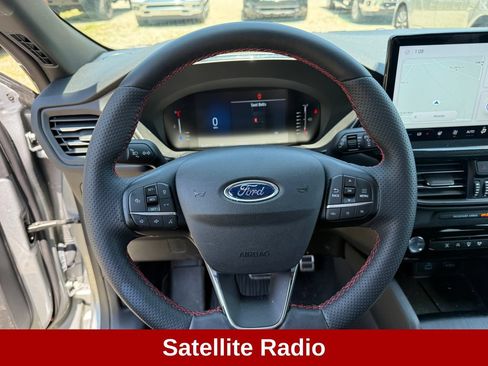 Used 2023 Ford Escape ST-Line w/ Tech Pack #1 AWD/4WD image 15