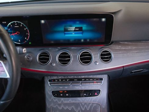 Used 2021 Mercedes-Benz E 350 Sedan image 21