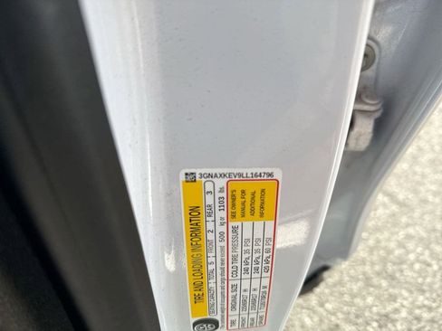 Certified 2020 Chevrolet Equinox LT image 33