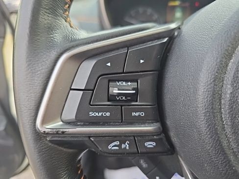 Used 2023 Subaru Crosstrek 2.0i Premium AWD/4WD image 12