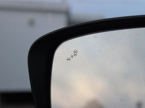 Certified 2024 Nissan Frontier PRO-4X w/ Technology Package image 28