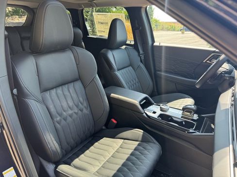 New 2025 Mitsubishi Outlander SEL image 12