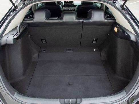Certified 2024 Honda Civic EX-L image 18