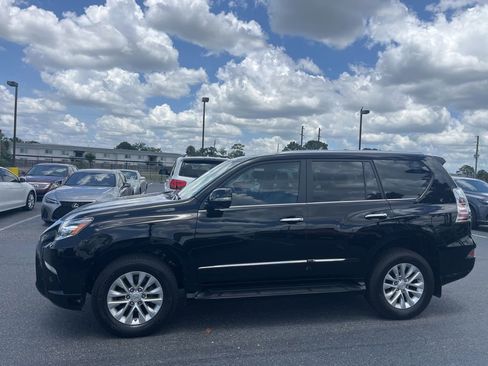 Used 2016 Lexus GX 460 w/ Premium Package AWD/4WD image 2