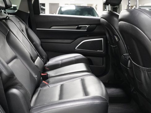 Used 2021 Kia Telluride LX FWD image 30
