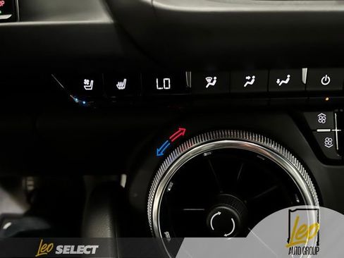 Used 2021 Chevrolet Camaro SS RWD image 13
