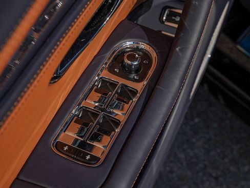 New 2026 Bentley Flying Spur Plug-In Hybrid AWD/4WD image 33