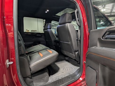 Used 2024 GMC Sierra 2500 AT4 w/ AT4 Premium Plus Package image 15