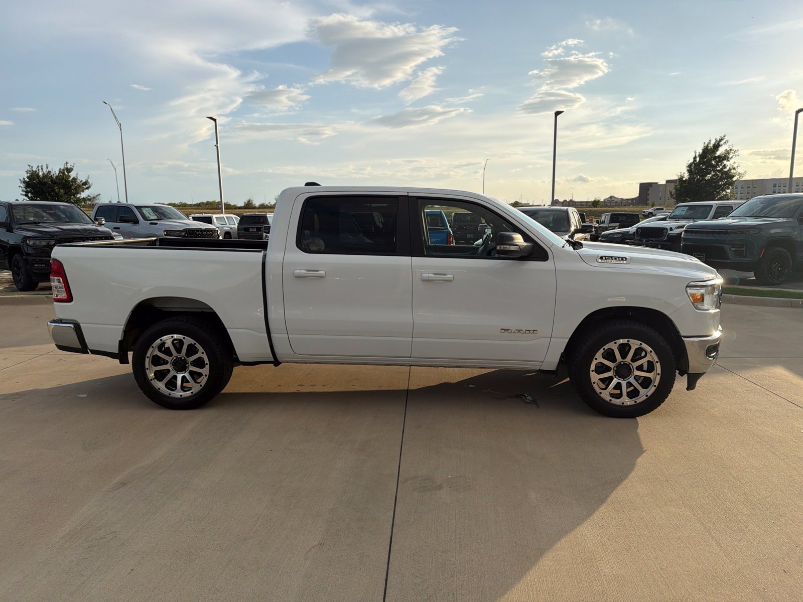 Used 2022 RAM 1500 Lone Star AWD/4WD image 6