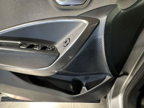 Used 2017 Hyundai Santa Fe SE image 20