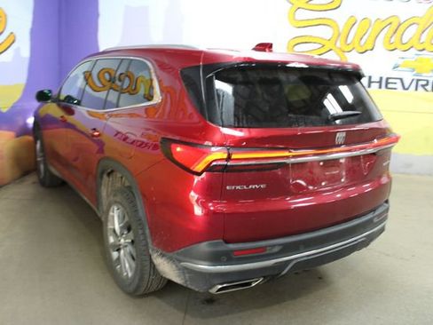 Used 2025 Buick Enclave Preferred w/ LPO, Floor Liner Package FWD image 5